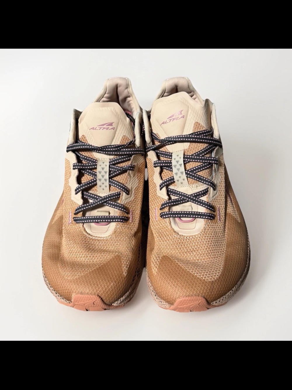 Altra Neutral-Tone Running Shoes in Tan and Blush size 10.5